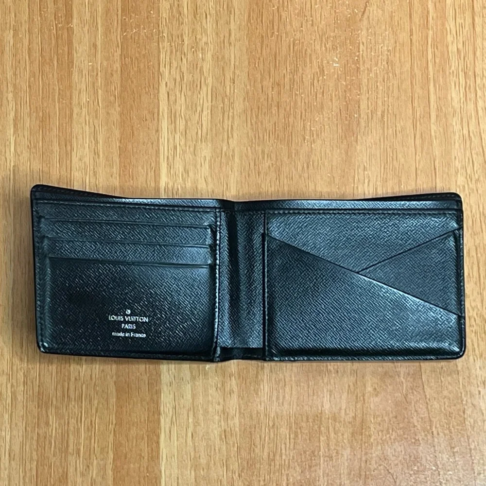 Sold- Louis Vuitton Multiple Wallet Damier Graphite - Picture 7 of 14